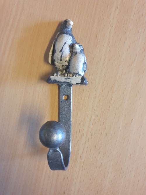 Penguin Hook (14cm x 5cm)