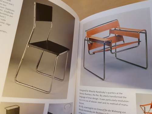 1000 Chairs : Charlotte & Peter Fiell (Paperback) Taschen