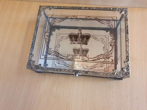 Glass Mirrored Jewelry Box (20cm x 15cm)