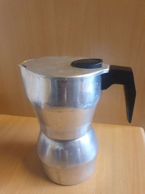 Suzy Express Moka Pot, Italy