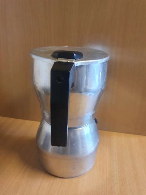 Suzy Express Moka Pot, Italy