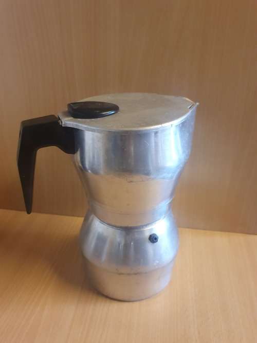 Suzy Express Moka Pot, Italy