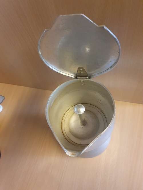 Suzy Express Moka Pot, Italy