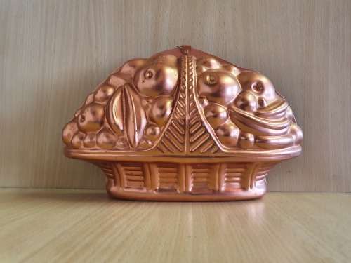 Vintage Mirro Jelly Mould - 24cm x 15cm (Made in USA)