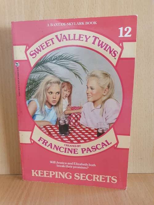 Sweet Valley Twins - Keeping  Secrets: Francine Pascal (Paperback)
