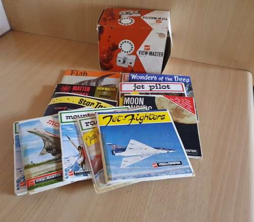 Gaf View-Master with 13 reels