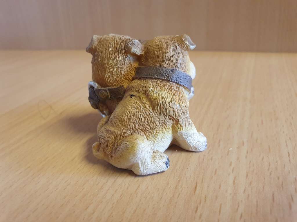 Small Dog Figurine (width 8cm height 5cm)