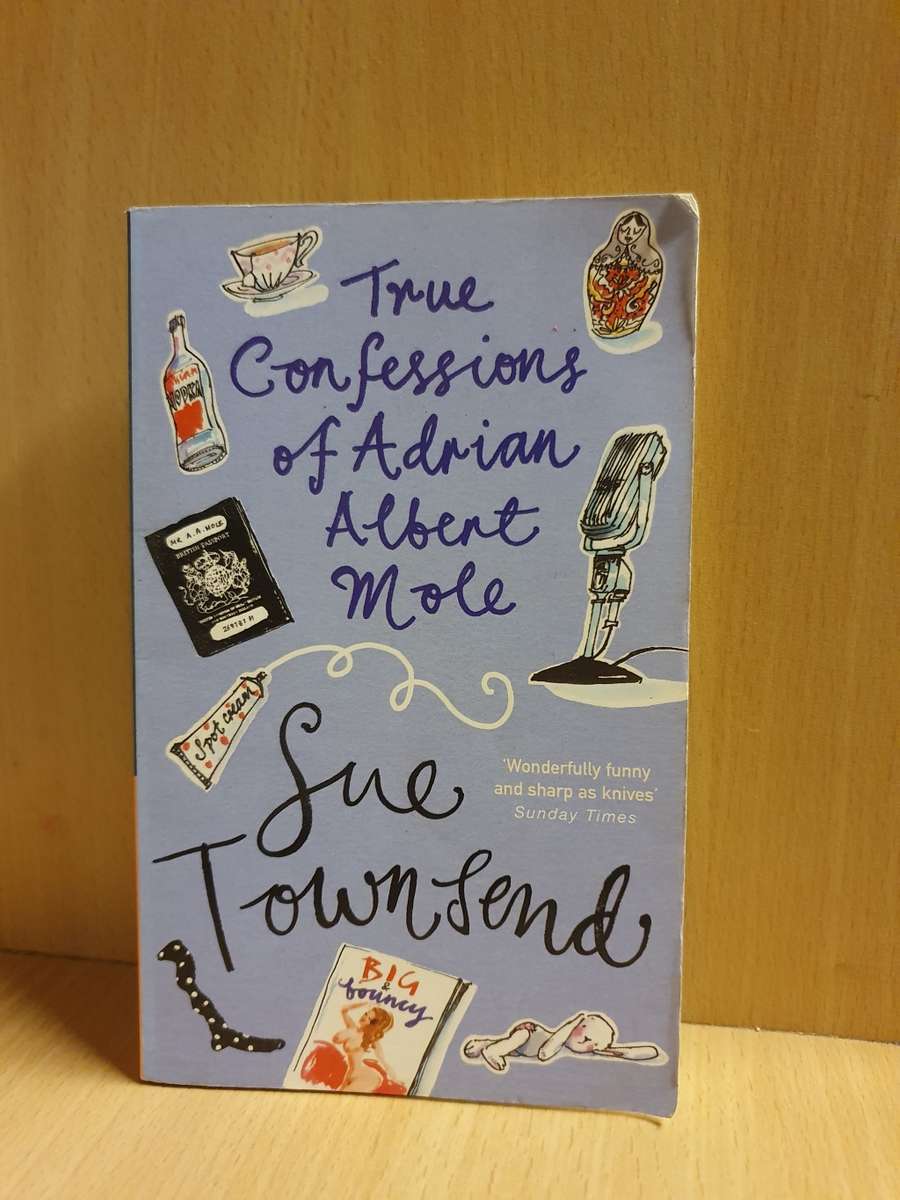 True Confessions of Adrian Albert Mole: Sue Townsend (Paperback)