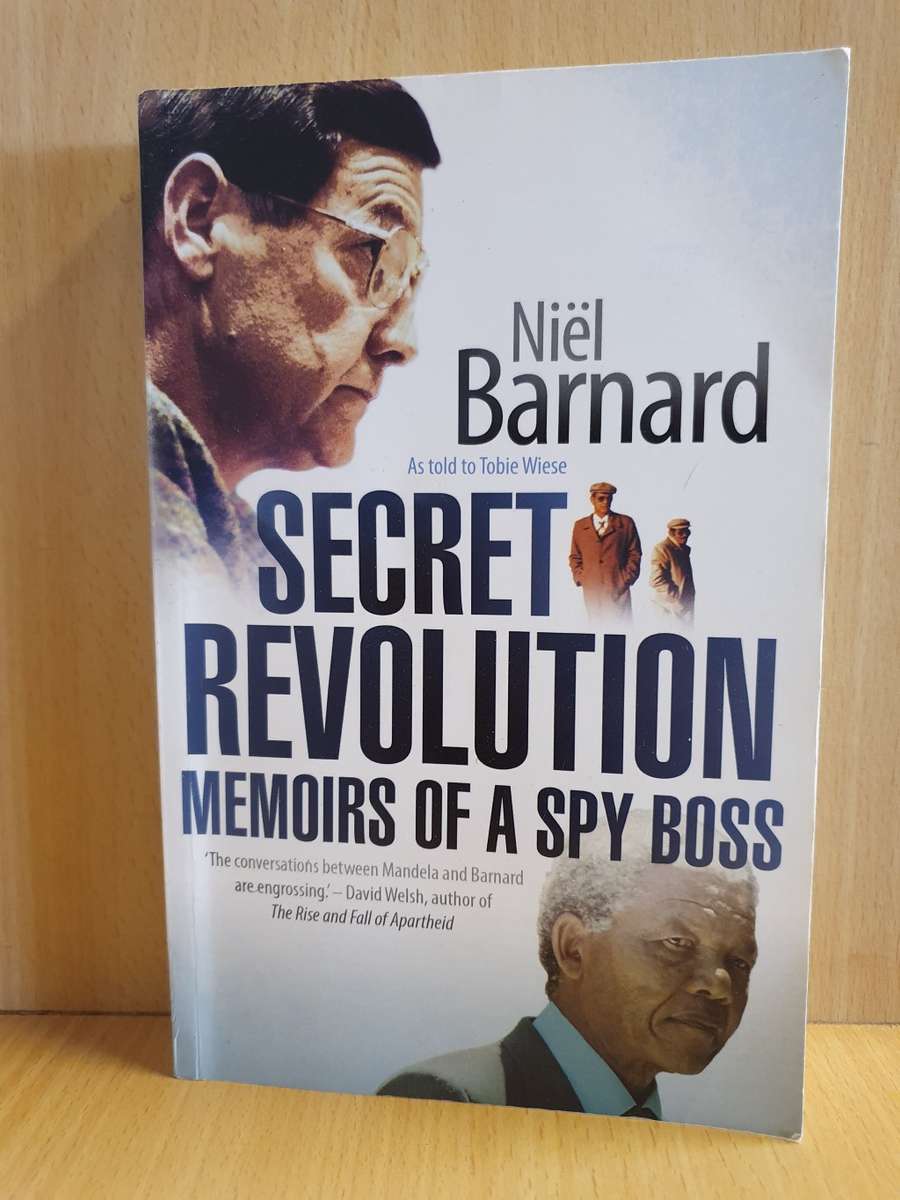 Secret Revolution - Memoirs of a Spy Boss: Niel Barnard (Paperback)