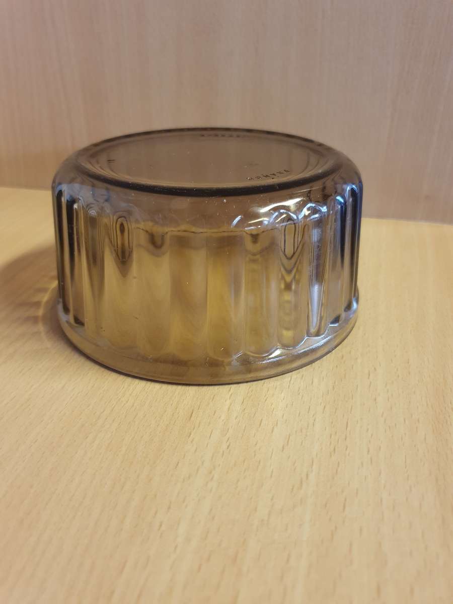 Round Glass Arcopol Bowl, Made in France (width 14cm height 7cm)