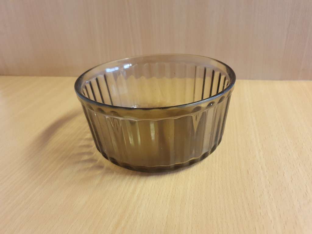 Round Glass Arcopol Bowl, Made in France (width 14cm height 7cm)