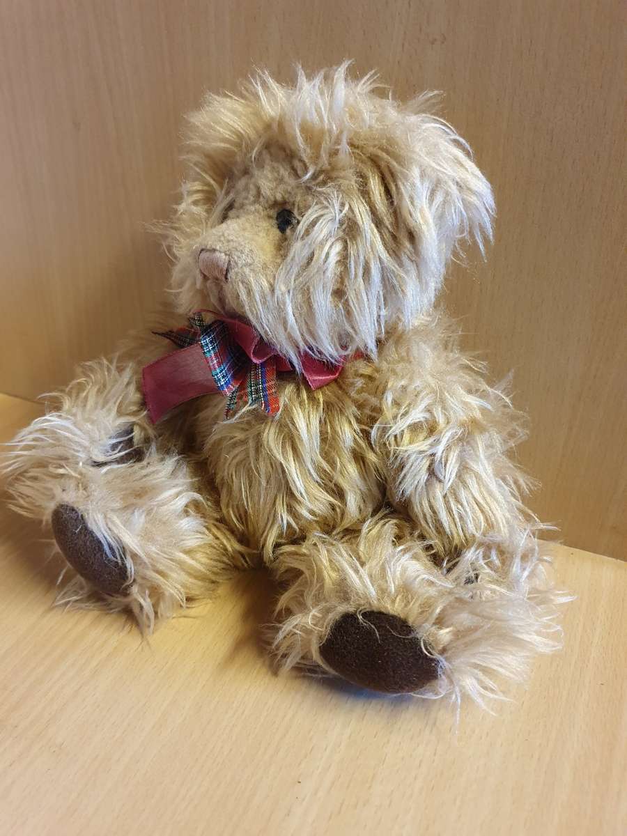 Russ Teddy Bear - Gregory (height 20cm width 15cm)