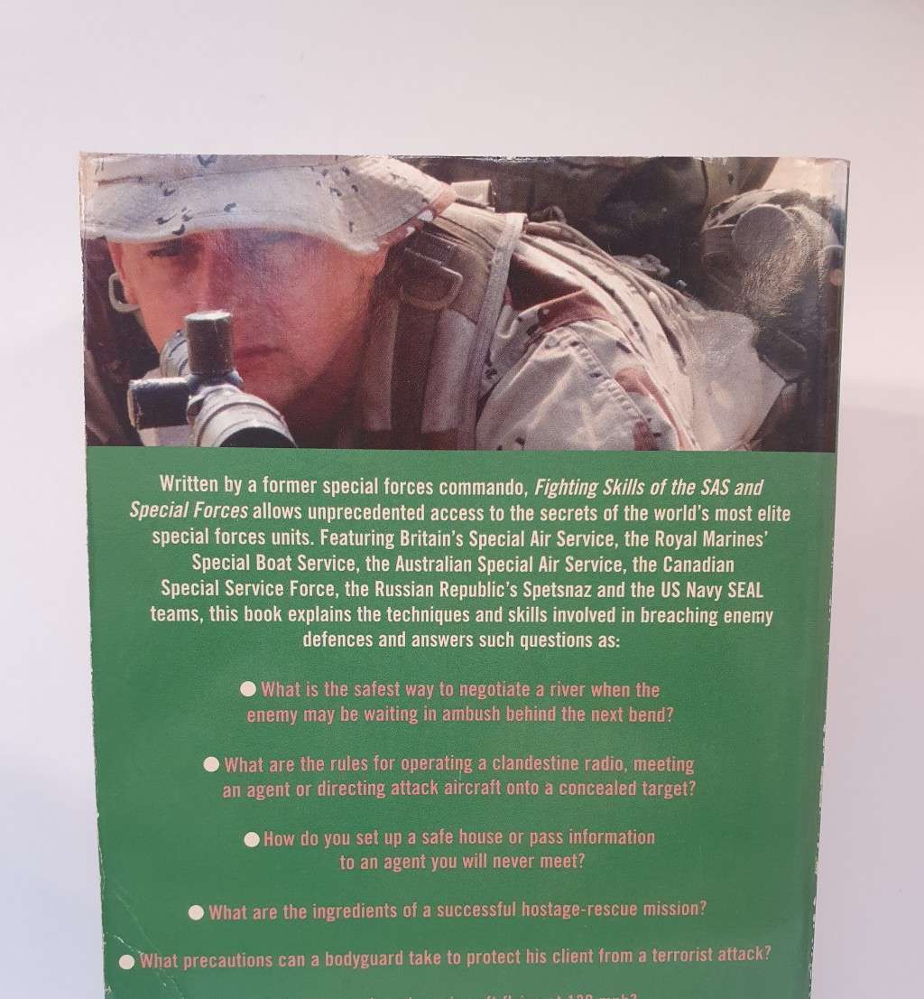 Fighting Skills of The SAS and Special Forces: Terry White (Paperback)