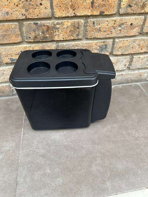 6L 12V Portable Car Electric Refrigerator Cooler Box-BLD-06A - Black