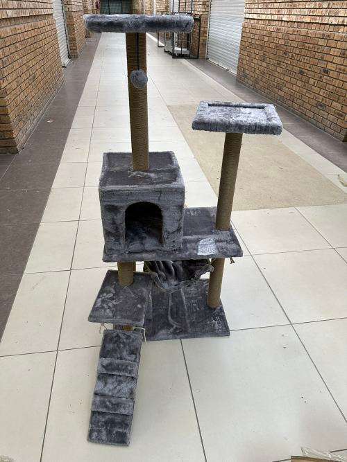 Cosmic Pets Starlight Medium Cat Tree (Grey)