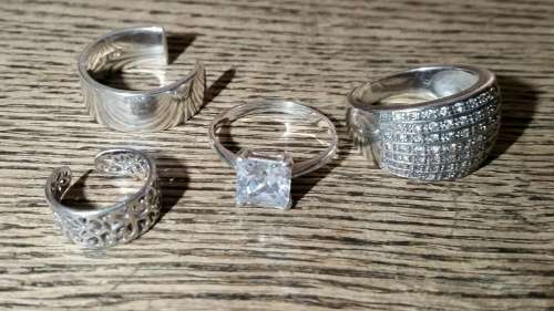 Lot of 4 Silver Rings