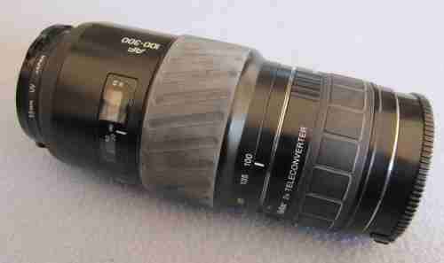 Minolta Autofocus 100-300mm zoom lens with Vivitar 2x converter