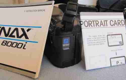 Minolta 8000i SLR camera