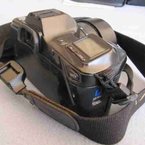 Minolta 8000i SLR camera