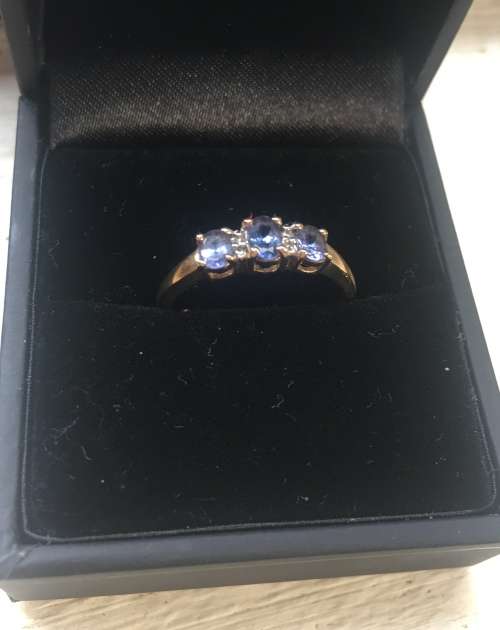 9CT Yellow Gold Tanzanite and Diamond Ring