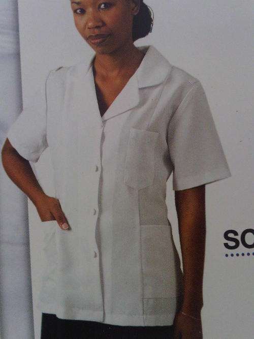 NURSING UNIFORMS - WHITE BUTTONFRONT BLOUSE