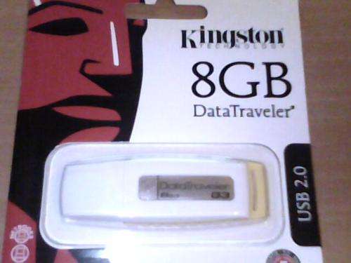 8Gb USB Flash Drive -Kingston-