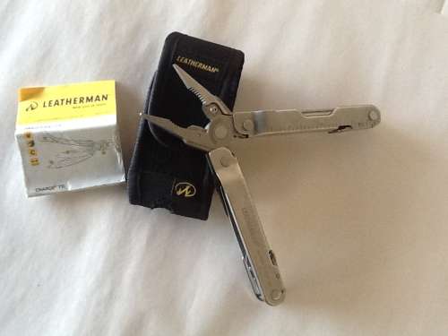 ***FREE SHIPPING***GENUINE LEATHERMAN300 SKELETOOL CX WITH POUCH...AT A FRACTION OF THE PRICE