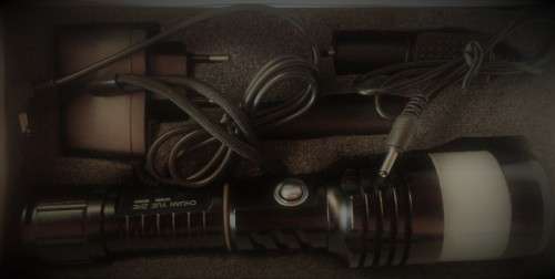 GIVEAWAY***LED***RECHARGEABLE FLASHLIGHT/TORCH WITH A USB PORT.**A GIVEAWAY PRICE