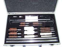 UNIVERSAL GUN CLEANING KIT