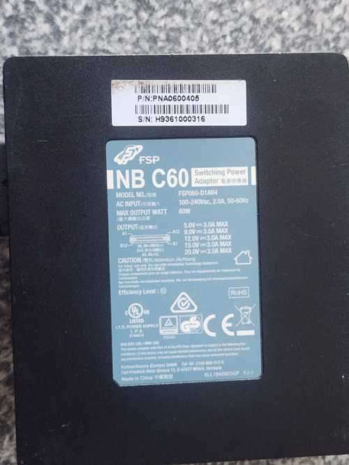 MacBook Pro 15-Inch `Core i7` 2.7 GHz (TouchBar/2016) 16GB RAM 512GB SSD Silver