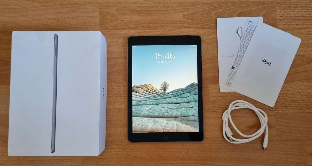 BARGAIN | MINT APPLE iPAD (6TH GEN) | WiFi + CELLULAR
