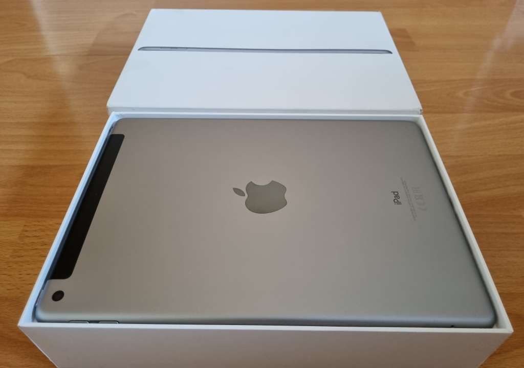 BARGAIN | MINT APPLE iPAD (6TH GEN) | WiFi + CELLULAR