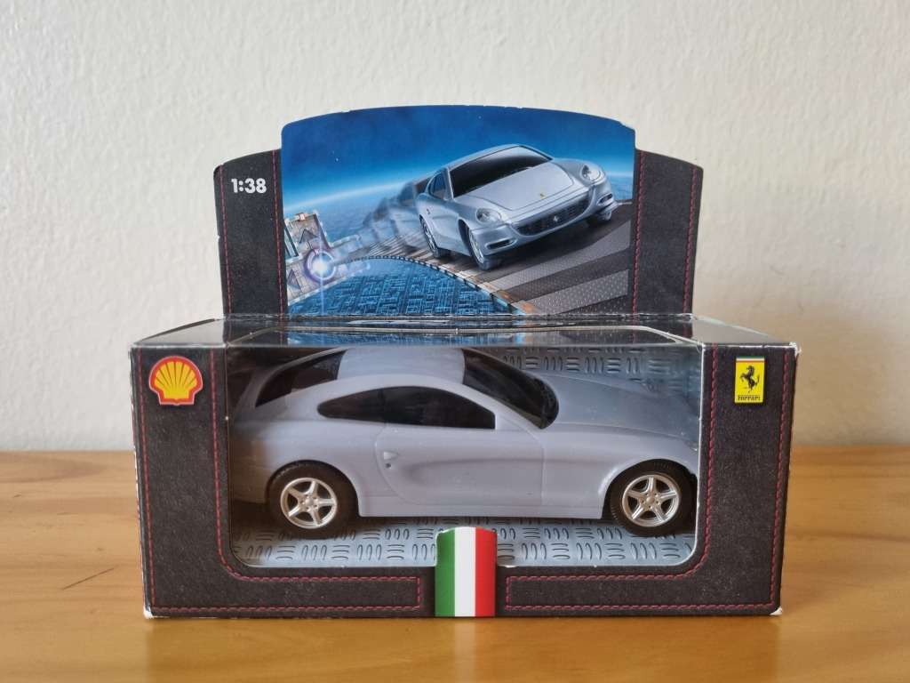 COLLECTORS ITEM | Ferrari x Shell | 612 Scaglietti | 1:38