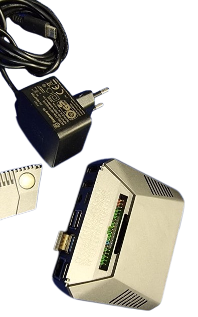 RaspberryPi 4B, 4GB memory, Argon M.2, 128G SSD (used)