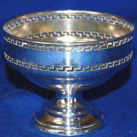 Attractive Silver plated Sweetie/Snack Dish - Height 75mm Diameter 95mm