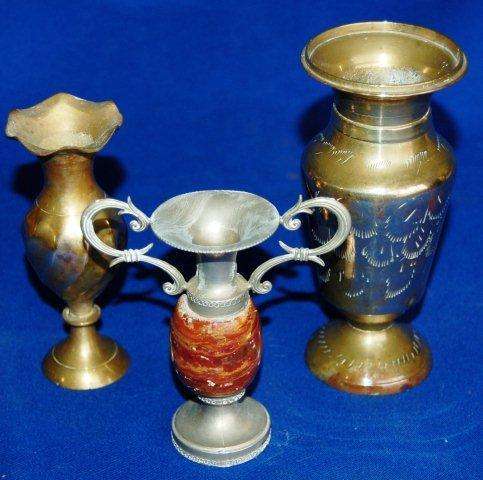 3 Small assorted vases - Tallest 130mm