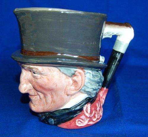 Royal Doulton Large " John Peel " Toby Jug - 1939 to 1955 - Excellent Condition 165mm High
