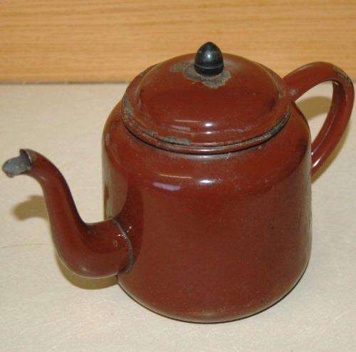 Brown Enamel Teapot - Height 160mm Base diameter 140mm