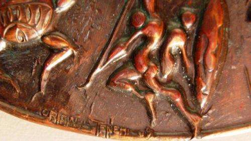 Original Edward TENEHI Copper relief sculpture of a Zodiac Clock in working order - Dia 430mm