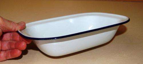 Pair of White Enamelled Pie Dishes - 240mm X 180mm and depth of 55mm