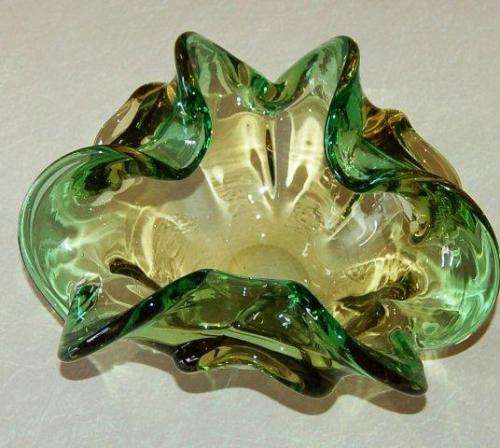 Stunning Green Toned Murano Bowl - 205mm X 180mm X 80mm - No Damage