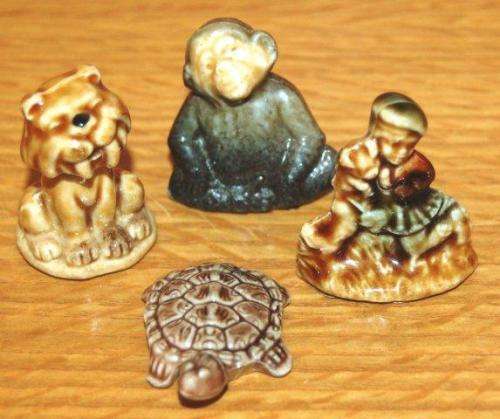 7 Assorted Wade Ornaments - As per Pictures