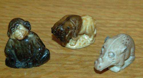 6 Assorted Wade Ornaments - As per Pictures