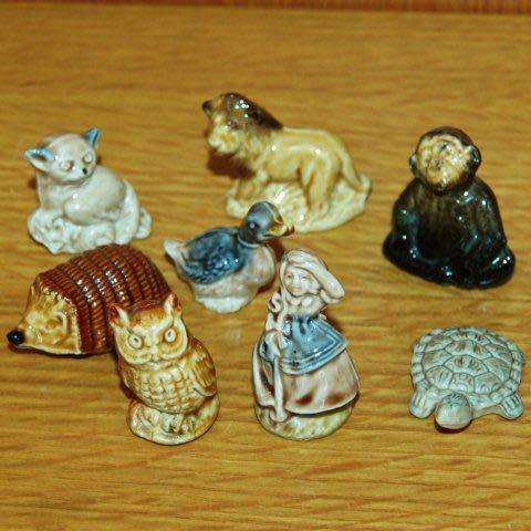 8 Assorted Wade Ornaments - As per Pictures