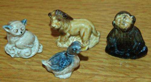 8 Assorted Wade Ornaments - As per Pictures