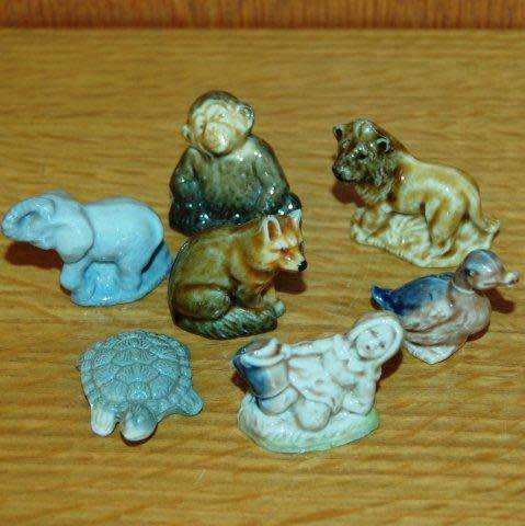 7 Assorted Wade Ornaments - As per Pictures