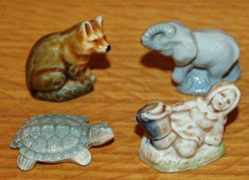 7 Assorted Wade Ornaments - As per Pictures