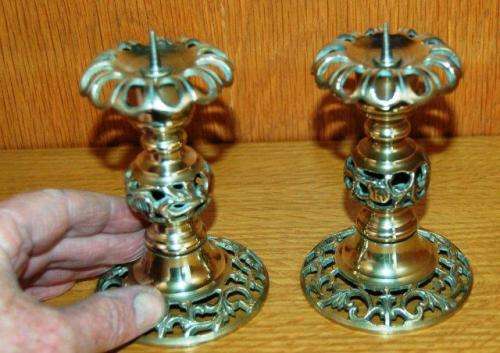 Attractive Pair of Quality Brass Candle Holders - Height 120mm