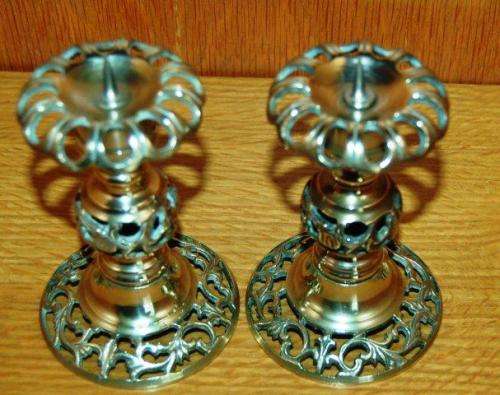 Attractive Pair of Quality Brass Candle Holders - Height 120mm