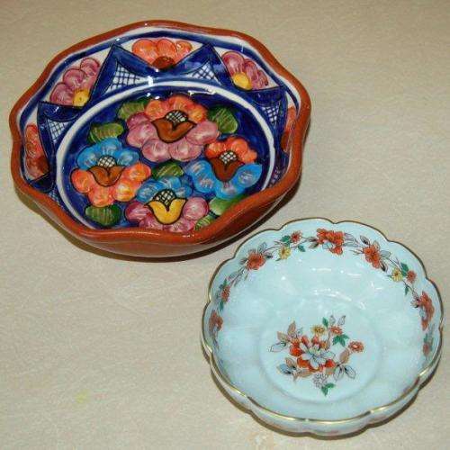 2 Very attractive ceramic bowls from Portugal - Largest Diameter 180mm Depth 50mm